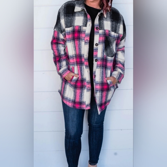 Zenana Outfitters Jackets & Blazers - Zenana Heavyweight Plaid Oversized Yarn Dyed Shacket Magenta & Black Sz M